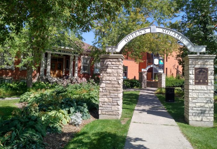 Lindsay library hiring
